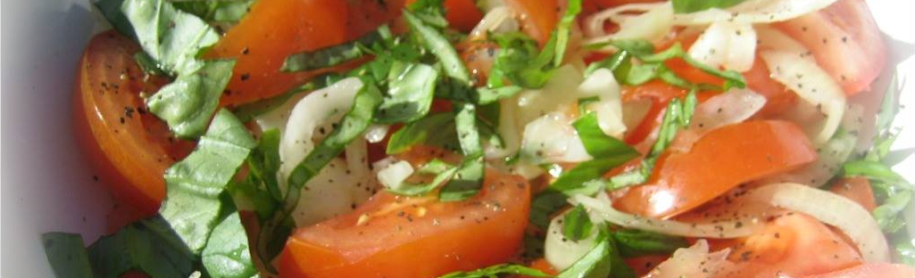 salade-tomaat-basilicum